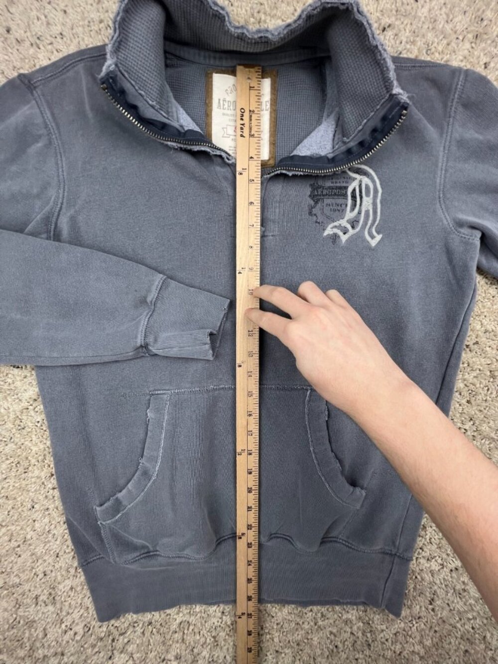 Aeropostale Long Sleeve Pullover 1/4 Zip Size Small Gray w Logo Distressed - Picture 2 of 8